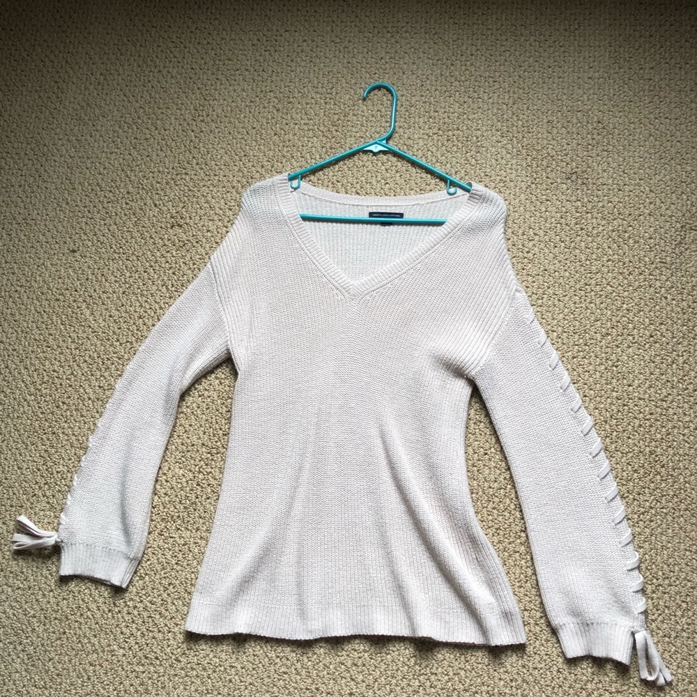 American Eagle Sweater